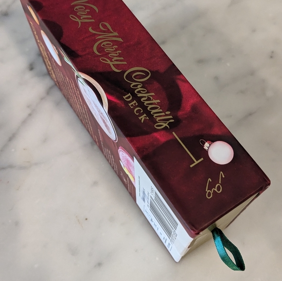 NEW Very Merry Cocktails Deck- 50 Drink Recipes - Picture 2 of 4